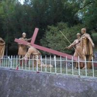 LOURDES- Chemin de Croix